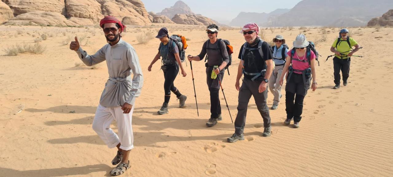Star Guide Luxury Camp Hotell Wadi Rum Eksteriør bilde