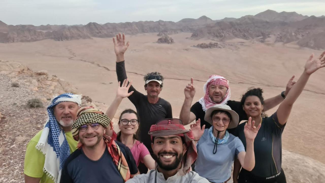 Star Guide Luxury Camp Hotell Wadi Rum Eksteriør bilde