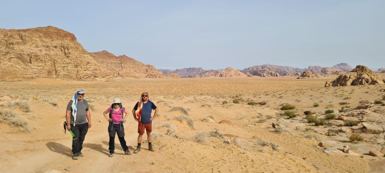 Star Guide Luxury Camp Hotell Wadi Rum Eksteriør bilde