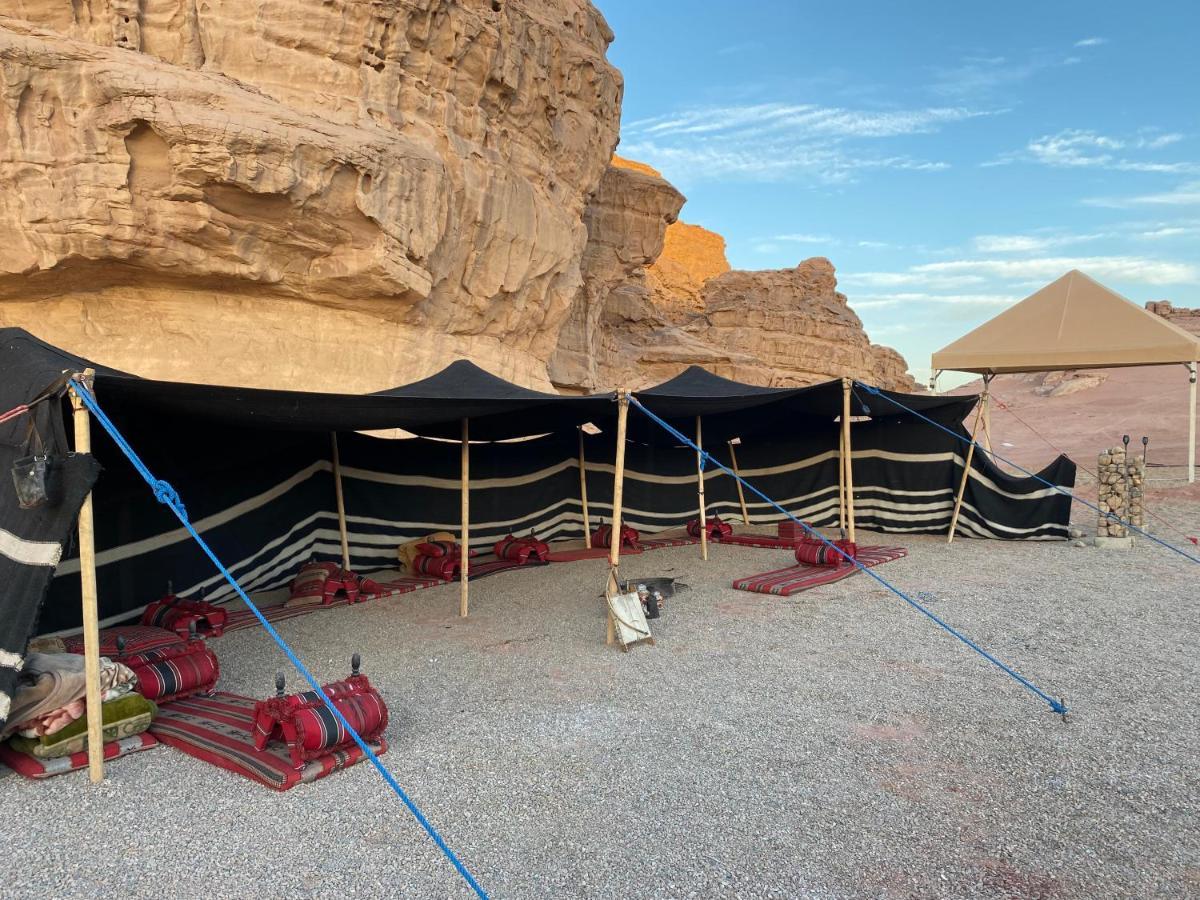Star Guide Luxury Camp Hotell Wadi Rum Eksteriør bilde