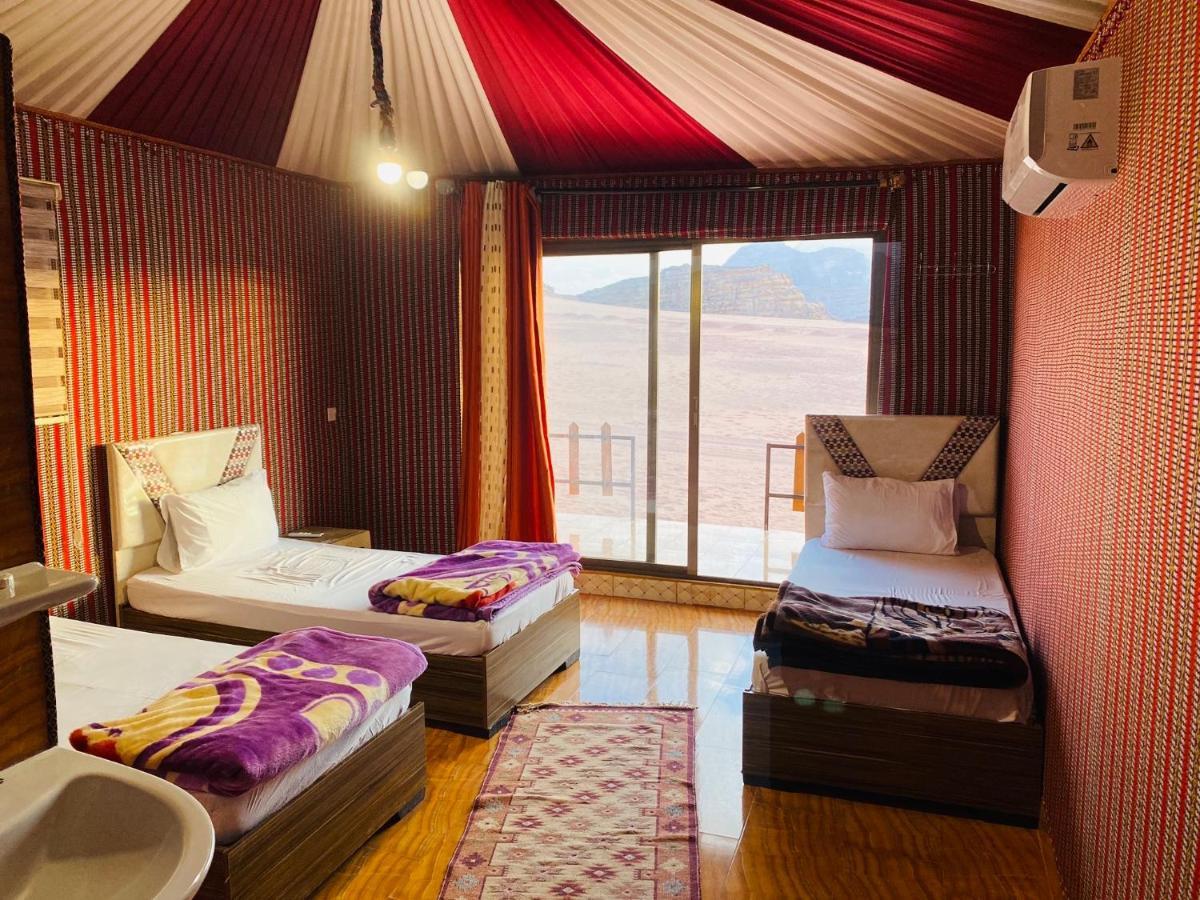 Star Guide Luxury Camp Hotell Wadi Rum Eksteriør bilde